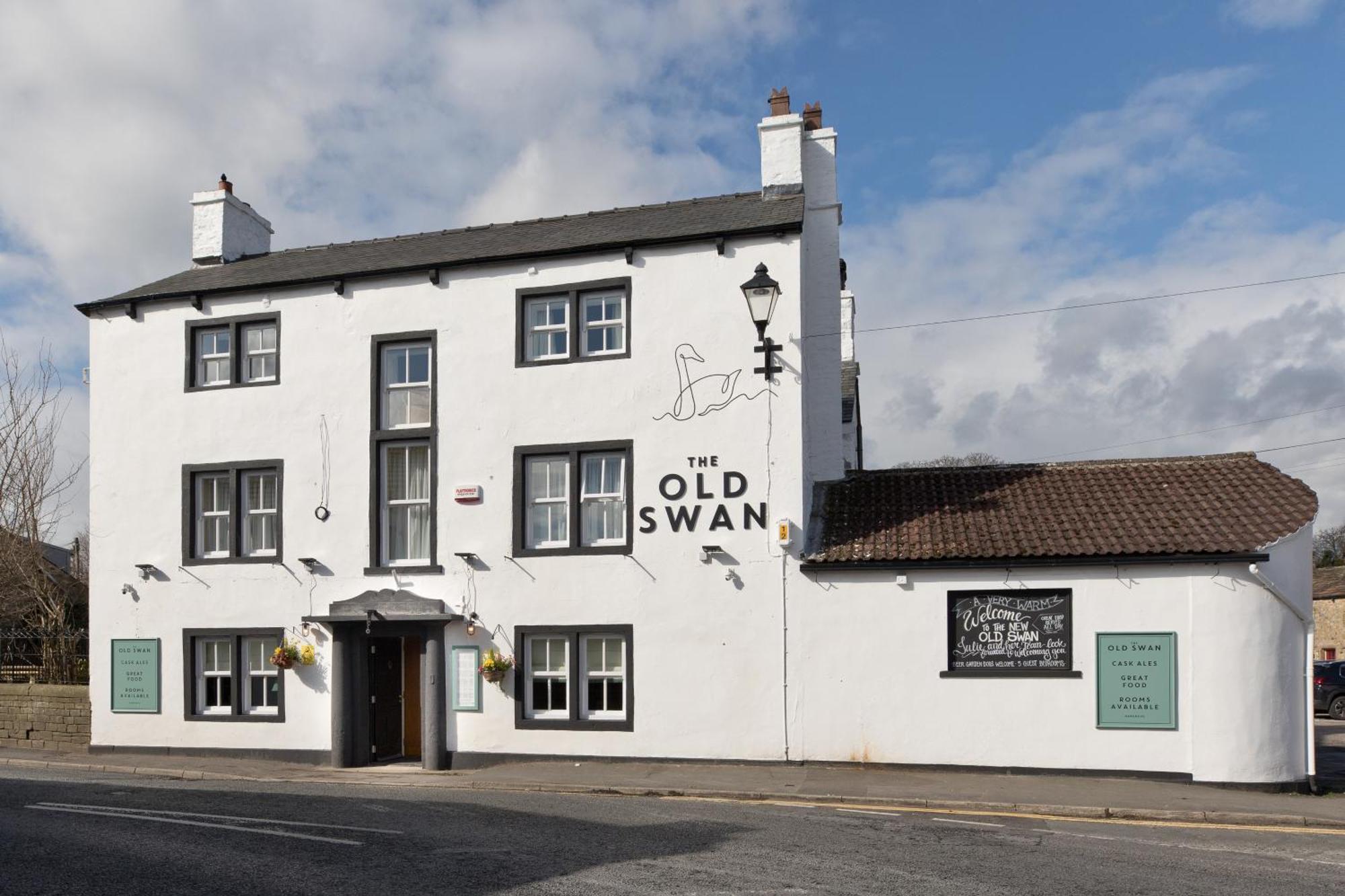 Old Swan Hotel Gargrave Eksteriør billede